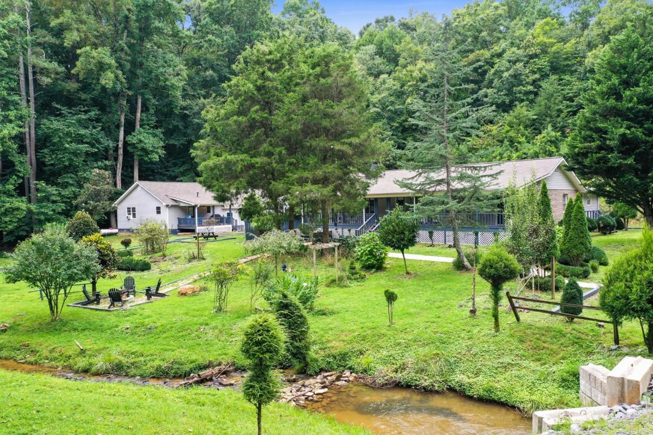 2 Separate Cabins Along A Peaceful Creek With Resort Amenities Ellijay Eksteriør billede