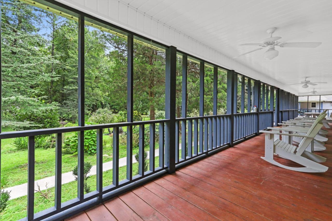 2 Separate Cabins Along A Peaceful Creek With Resort Amenities Ellijay Eksteriør billede