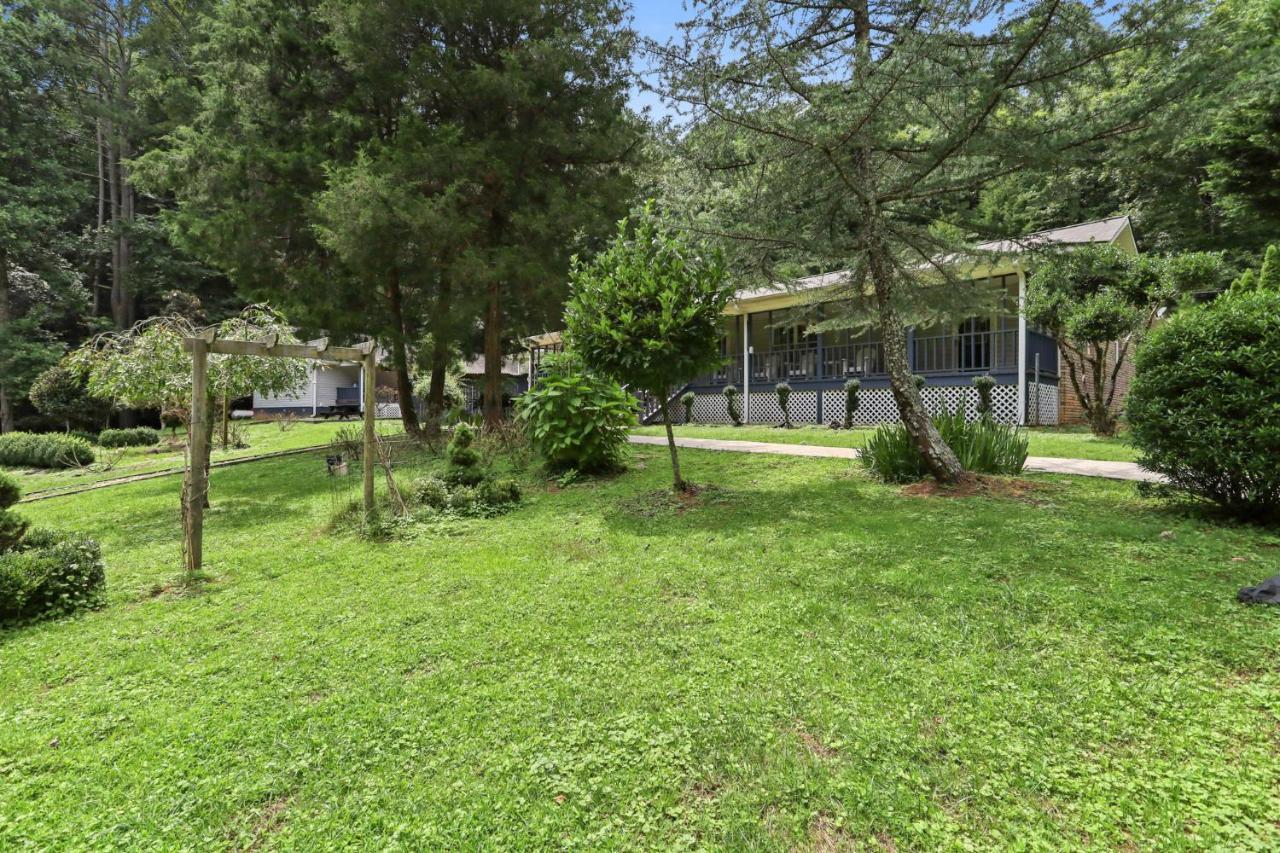 2 Separate Cabins Along A Peaceful Creek With Resort Amenities Ellijay Eksteriør billede