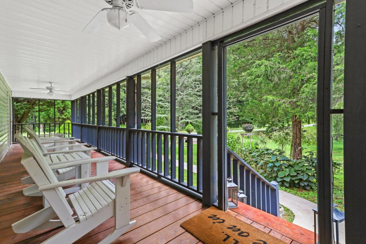 2 Separate Cabins Along A Peaceful Creek With Resort Amenities Ellijay Eksteriør billede