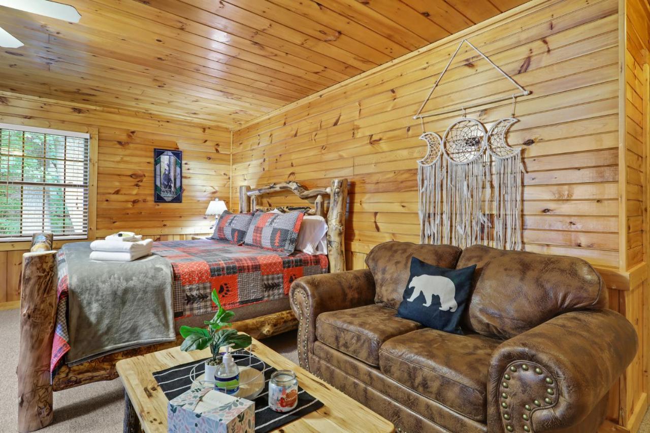 2 Separate Cabins Along A Peaceful Creek With Resort Amenities Ellijay Eksteriør billede